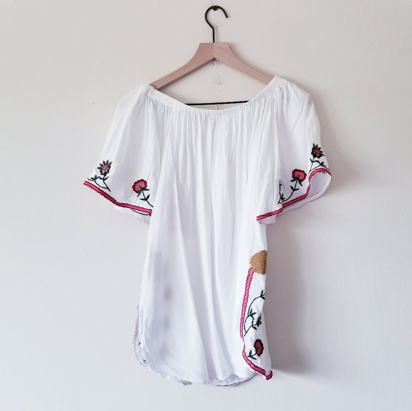 White Embroidered Off Shoulder Blouse - Picture 6 of 6